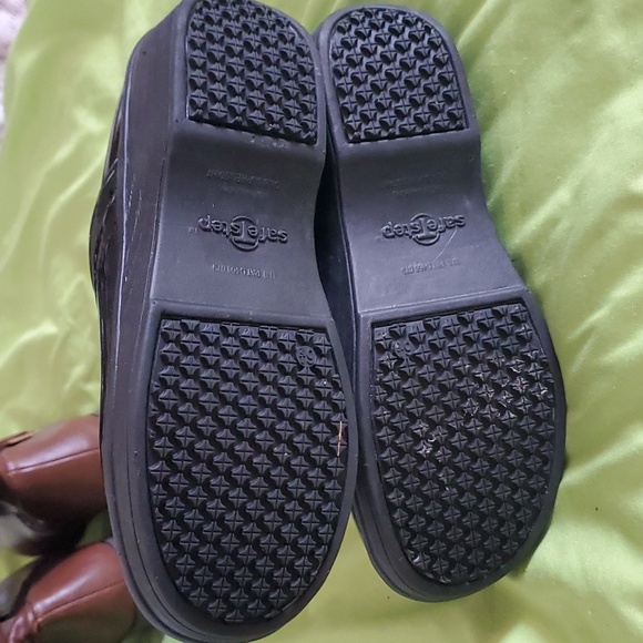 6.5 slip resistant - Picture 5 of 7